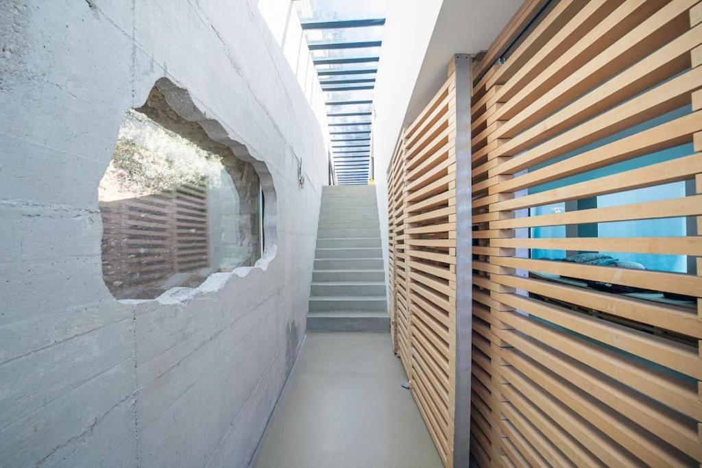 Villa On The Rocks 방돌 외부 사진
